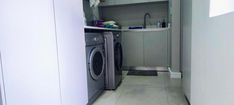 3 Bedroom Property for Sale in Blue Mountain Village Western Cape